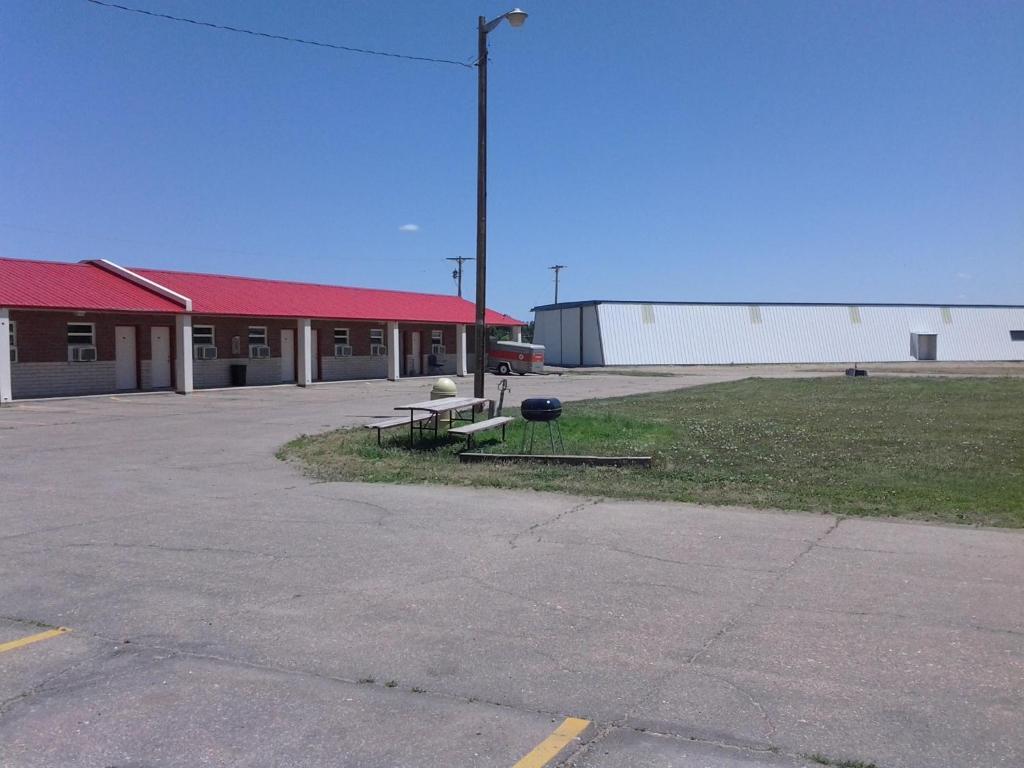 Sportsman Inn - Scottsbluff سكوتسبلوف المظهر الخارجي الصورة